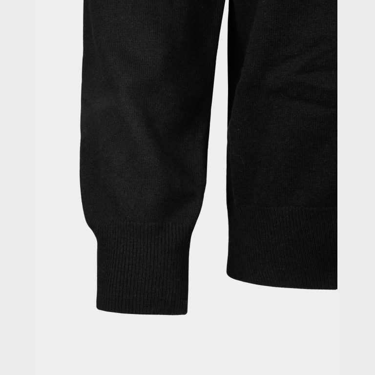 Чорний чоловічий гольф 